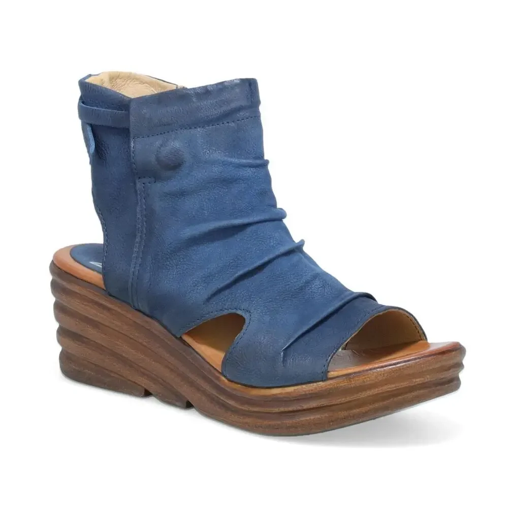 MIZ MOOZ ANNA WOMEN'S WEDGE SANDAL RIVER 9.5-10